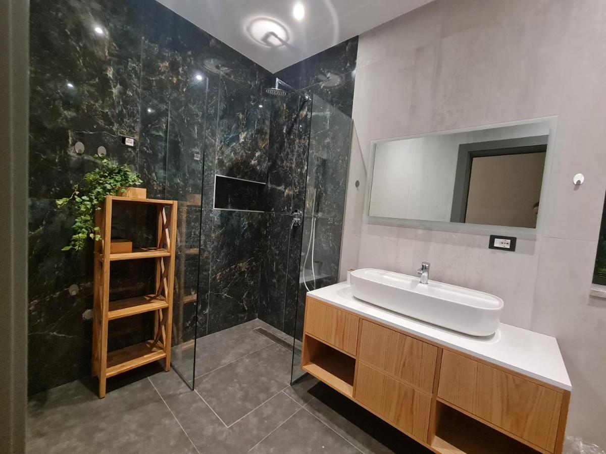 Rosemarine Villas Durrës Kültér fotó
