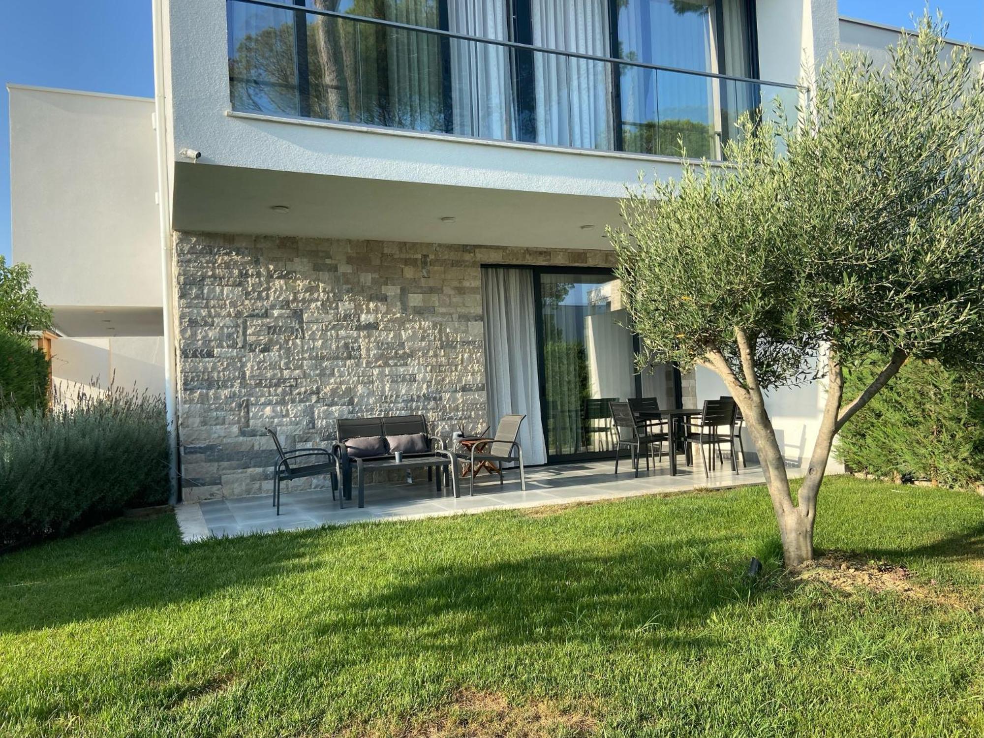 Rosemarine Villas Durrës Kültér fotó