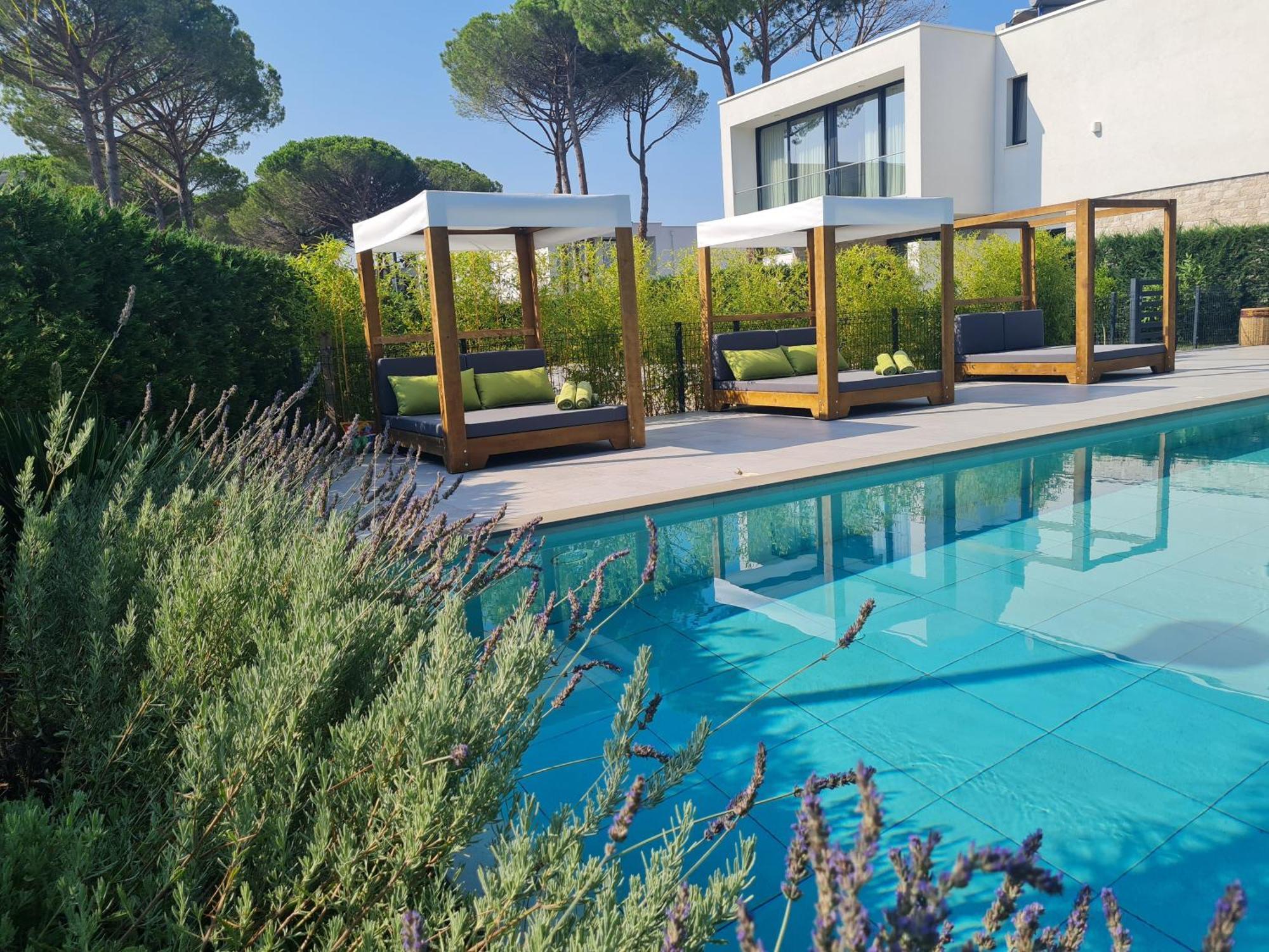 Rosemarine Villas Durrës Kültér fotó